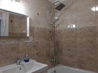 Kúpeľňa v ubytovaní Apartment Cherry Bratislava & free parking