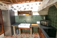 Kuchyňa alebo kuchynka v ubytovaní Casa 1820 by Rural La Palma