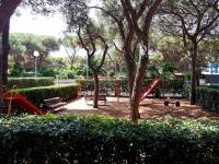 Zahrada ubytování BRAVAHOLIDAYS-320-Condal