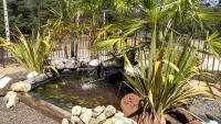 Vonkajšia záhrada v ubytovaní Hotel Rural El Nido de Pinares