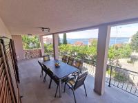 Balkón alebo terasa v ubytovaní Apartment in Crikvenica 34973
