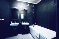 Koupelna v ubytování Interhotel America