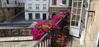 A balcony or terrace at Hostal Giadás