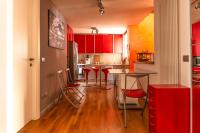 A kitchen or kitchenette at Relax al Porto - 180 degrees of exciting Garda lake views