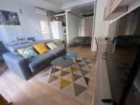 Posezení v ubytování NERALE Loft Downtown Plaza Mercado