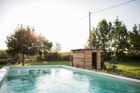 The swimming pool at or close to B&B Casa Campagnari