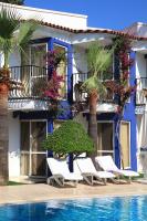 Bazén v ubytování Catamaran Hotel nebo v jeho okolí