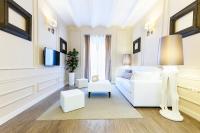 A television and/or entertainment centre at MD Pelayo