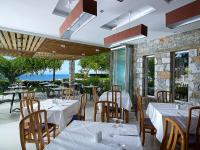 Reštaurácia alebo iné gastronomické zariadenie v ubytovaní Eleftheria Hotel
