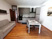 A kitchen or kitchenette at Dimora al Bosco