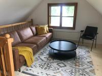A seating area at Kranach 5 - Wohnen beim Wein