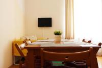 Telewizja i/lub zestaw kina domowego w obiekcie Old Town Home Prague