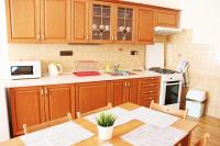 Kuchnia lub aneks kuchenny w obiekcie Old Town Home Prague