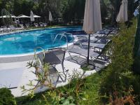 The swimming pool at or close to Hotel Rila