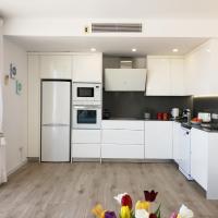 Kuchnia lub aneks kuchenny w obiekcie Sunny Townhouse With Terrace in Son Serra