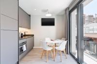 Kuchyň nebo kuchyňský kout v ubytování Sitges Vibe Apartments by Olala Homes