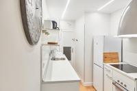 Kuchnia lub aneks kuchenny w obiekcie San Martin apartment by Basque Homes