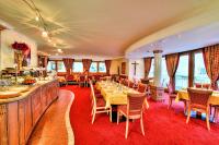 Posedenie v ubytovaní Hotel Garni Urezza