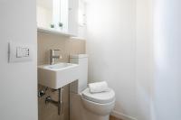 A bathroom at Pepi Modern by Mmega