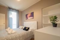 A bed or beds in a room at Pepi Modern by Mmega