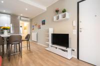 A television and/or entertainment centre at Pepi Modern by Mmega