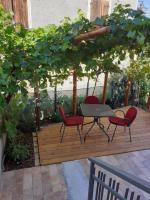 A garden outside ALLA CAMPANELLA