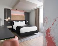 Hotel Zena Washington DCにあるベッド