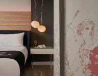 Hotel Zena Washington DCにあるベッド