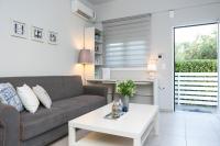 Posedenie v ubytovaní Manos Housing Units