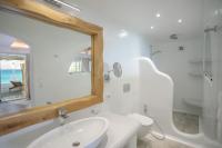 Kúpeľňa v ubytovaní Avali Deluxe Suites