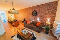 THE VINTAGE APARTMENT AU COEUR DE LA VILLE DE RIMBAUD - Hizvo