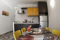 Kuchnia lub aneks kuchenny w obiekcie Geremy's boutique vivienda VV A-38-4-2068