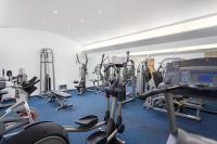 Fitness centrum a/nebo fitness zařízení v ubytování Hotel Paris Prague