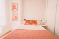 Posteľ alebo postele v izbe v ubytovaní Apartamentos Rúa Vella