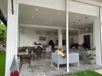 Εστιατόριο ή άλλο μέρος για φαγητό στο Island Dive Club