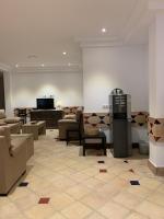 Televízia a/alebo spoločenská miestnosť v ubytovaní Hostal Restaurante Benalup Golf