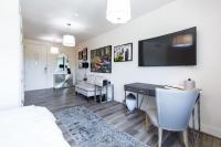 The Bishop Arts Hotel by Qresortsにあるテレビまたはエンターテインメントセンター