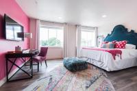 The Bishop Arts Hotel by Qresortsにあるベッド