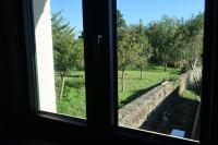A garden outside A Palleira de Lola