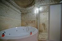 Koupelna v ubytování Cappa Cave Hotel
