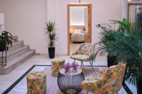 Posedenie v ubytovaní Sweet Sevilla Suites
