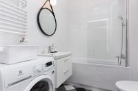 Kúpeľňa v ubytovaní Apartments Varsovia Kasprzaka by Noclegi Renters
