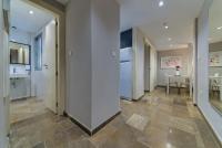 A kitchen or kitchenette at H2Granada en Centro Terraza-solarium & Parking