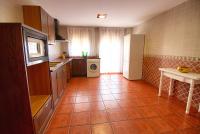 A kitchen or kitchenette at El Mirador de la Serrania