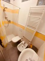 A bathroom at B&B Villino Margherita