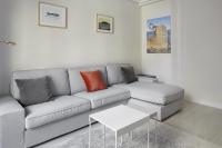 A seating area at Xingola - Basque Stay