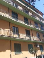 The building in which a vendégházakat is located