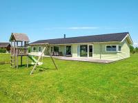 Herní místnost nebo prostor pro děti v ubytování Luxury Retreat in Skovmose-By Traum