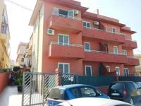 The building in which the holiday home is located
