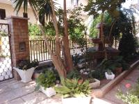 Vonkajšia záhrada v ubytovaní Villa Cavaliere